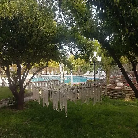 Green Valley Boutique & Spa Restourant